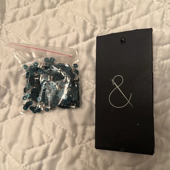 Needle & Thread Contour ornate long sleeve dress in Green sequins - Picture 10 of 10